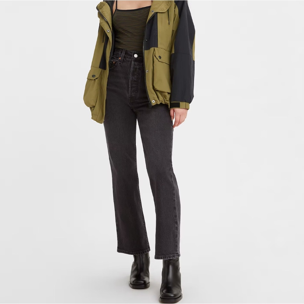 Levi’s ribcage cropped bootcut jeans